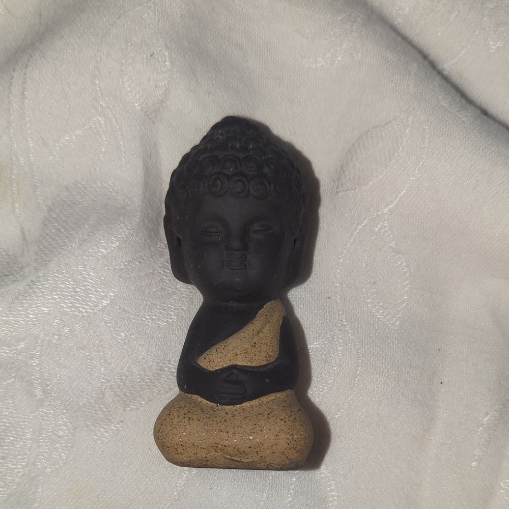 🛍️Black and Tan Buddha Figurine
